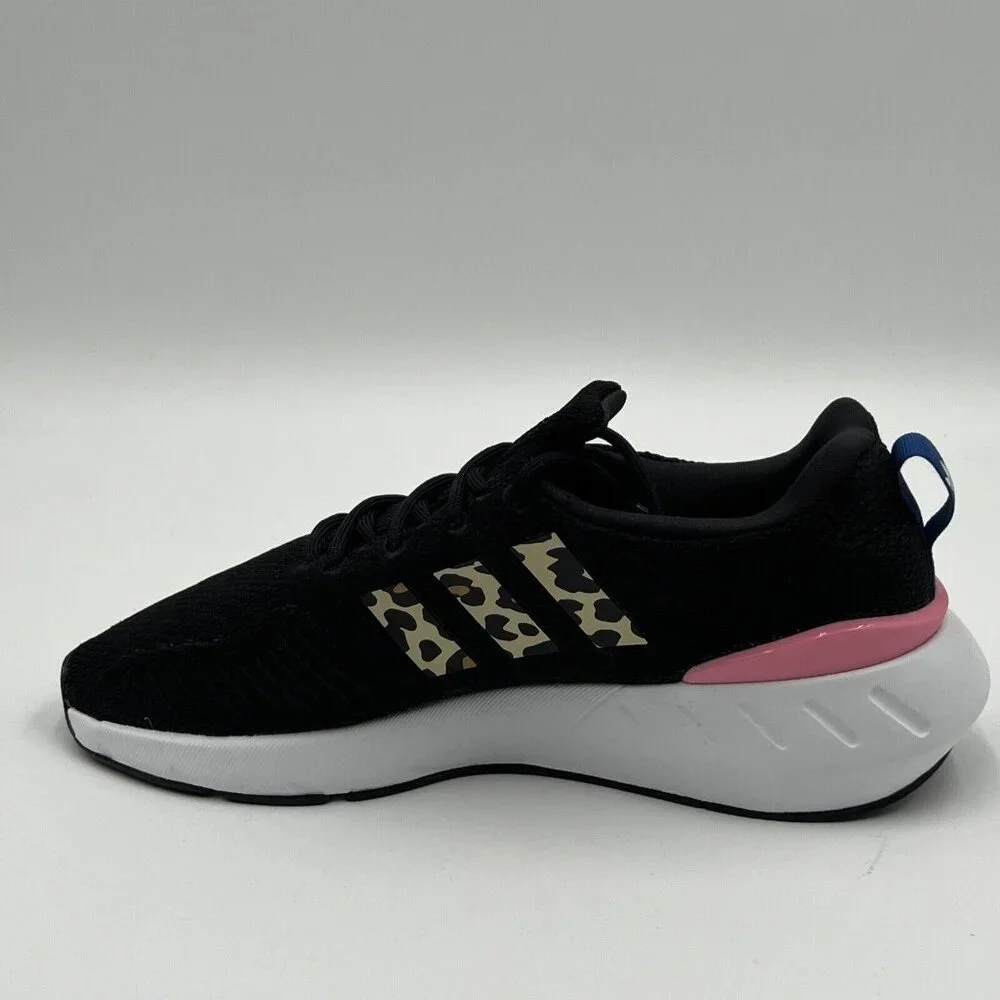 ADIDAS Originals Girl's Swift Run 22 (Big Kid) Black/Bliss Pink/Blue 7 Big Kid M